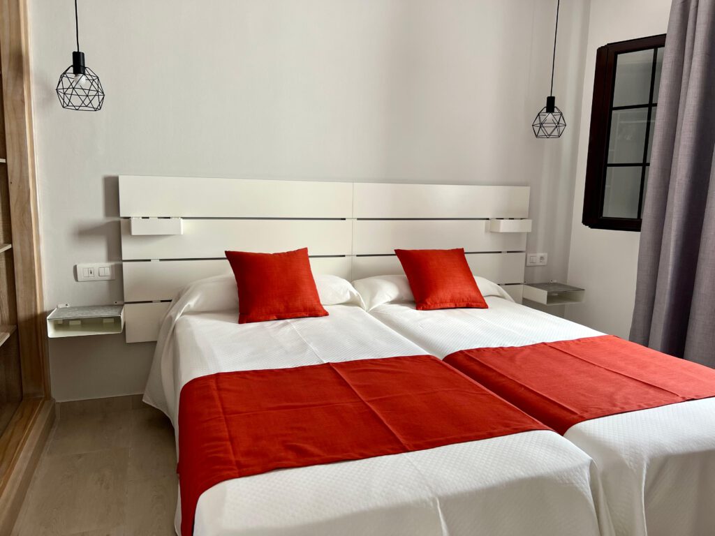 Apartment 2 Standard Bedrooms
